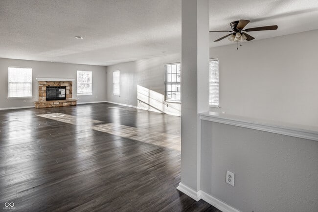 Foto del edificio - 12703 Courage Crossing