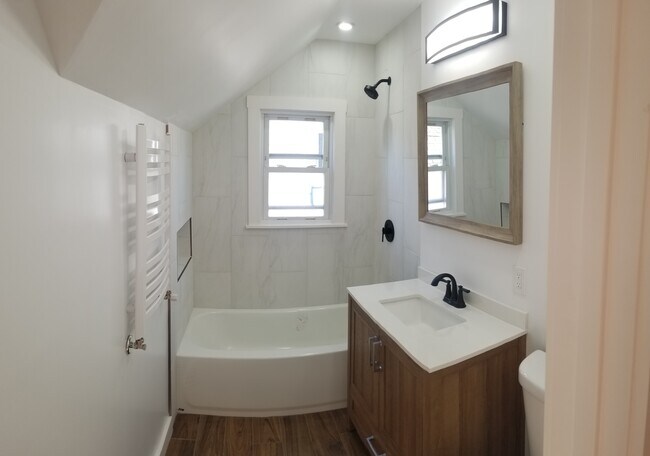 Building Photo - 6026 69th Ln
