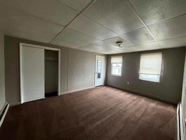 Building Photo - 1421 2nd Ave
