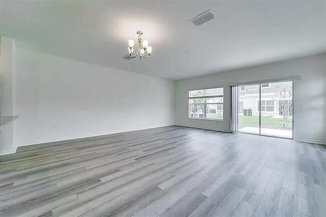 Building Photo - 2302 Carrabelle Wy