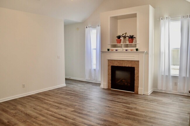Building Photo - 1339 Harbor Park Dr