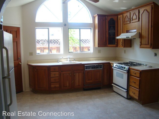 Foto del edificio - 3 br, 2 bath House - 2074 Sierra Rd
