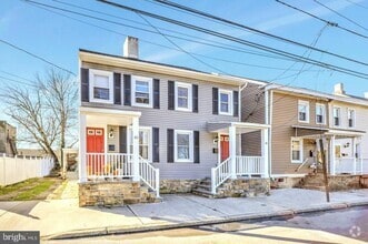 Building Photo - 60-60 2nd St