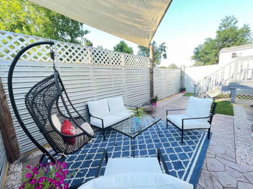 Building Photo - 1213 Wooster St