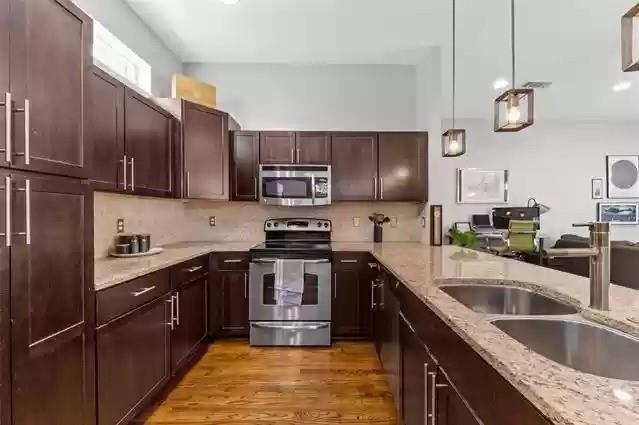 Foto del edificio - 5711 Ross Ave