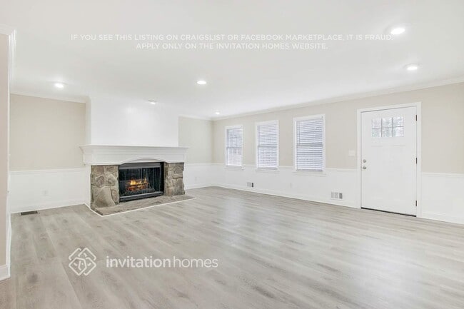 Foto del edificio - 2441 Springfield Cir
