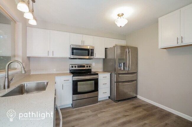 Foto del edificio - 2103 Ponderosa Drive Southeast