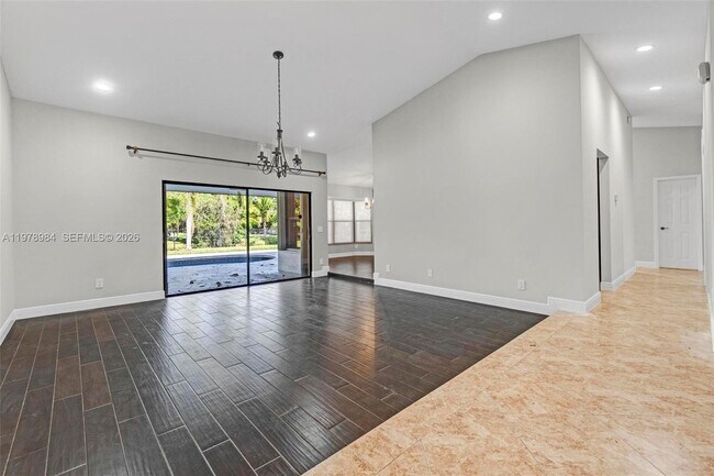 Building Photo - 5621 Carriage Ln