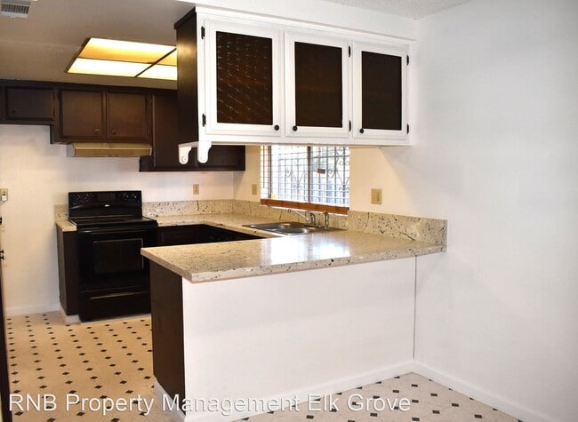 Building Photo - 3 br, 2 bath House - 3901 Cottontail Way