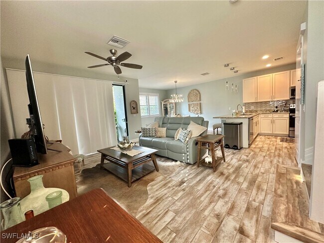 Building Photo - 15840 Portofino Springs Blvd