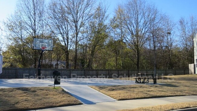 Foto del edificio - 1026 Paddington Dr