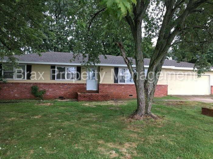 Primary Photo - 218 Farmer Rd