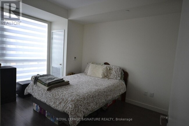 Building Photo - 150 Sabina Dr