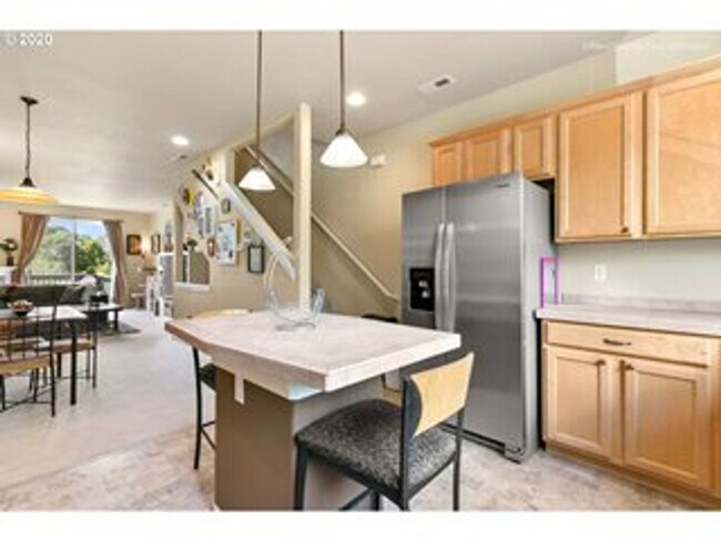 Photo - 2 Bedroom Townhome in Gated Fairview Terrace!