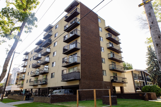 Building Photo - Oliver Place 1 Apartments