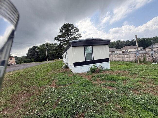 Building Photo - 215 Arkansas Hwy