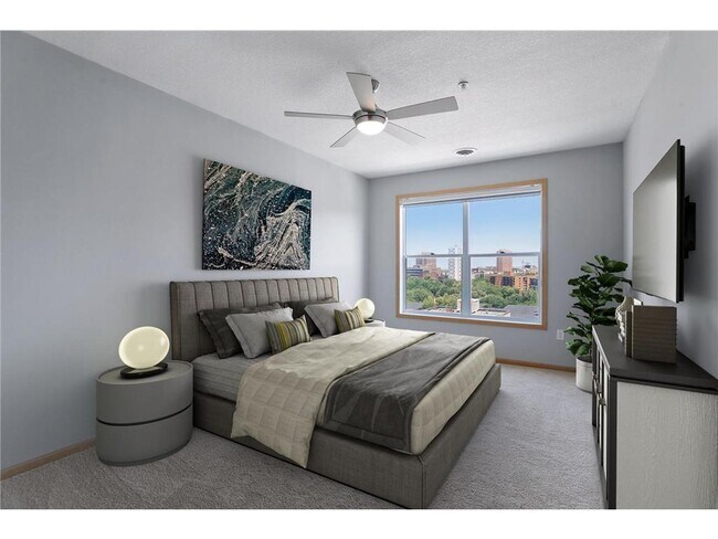 Foto del edificio - 301 Oak Grove St