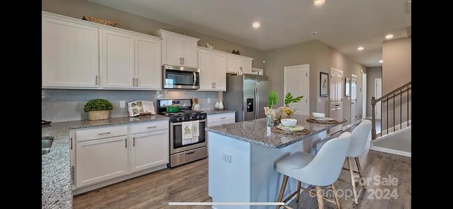 Building Photo - 36 Ashelyn Pk Dr