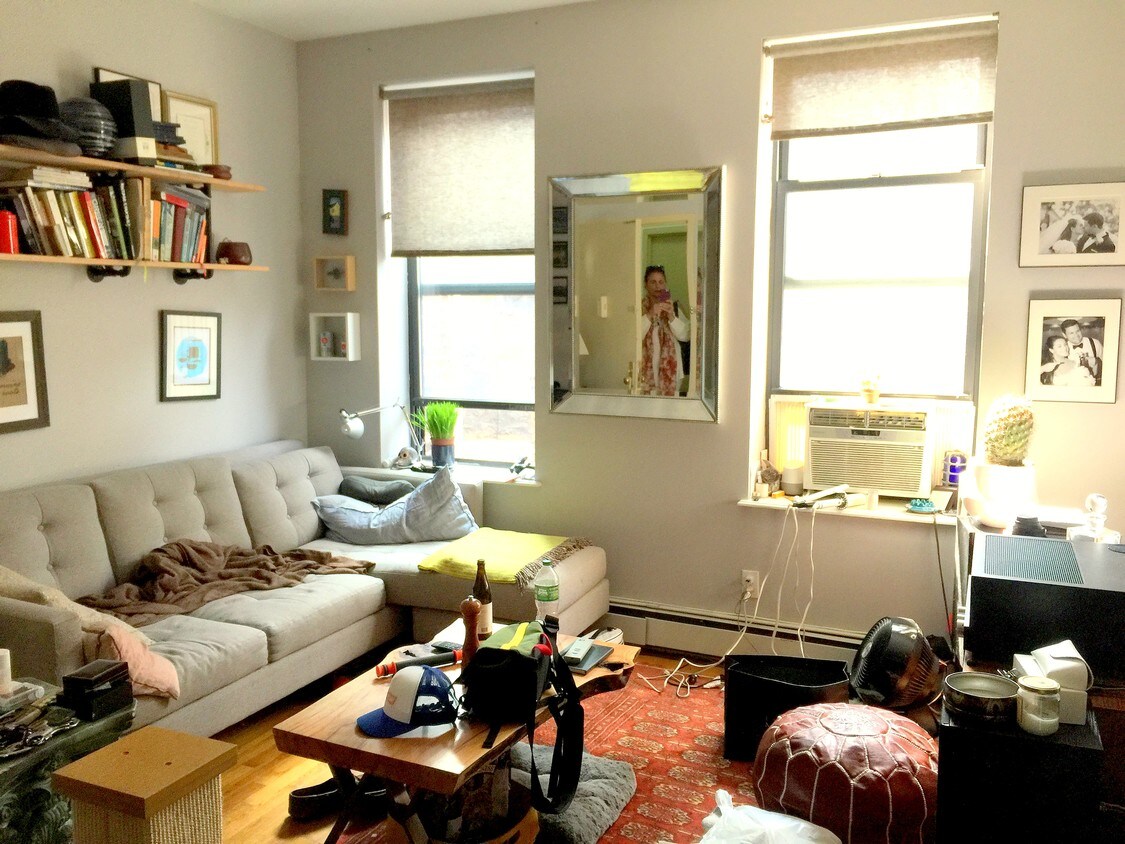 Primary Photo - 201-173 Orchard St