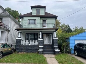 Building Photo - 110 Briscoe Ave