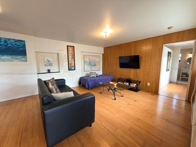 Photo - 11460 NW 37th St Apartment