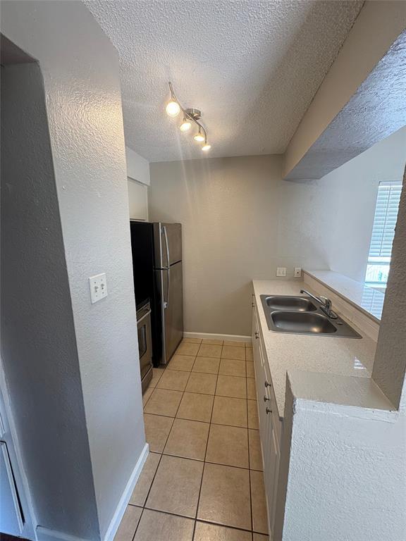 Foto del edificio - 4314 Gillis St