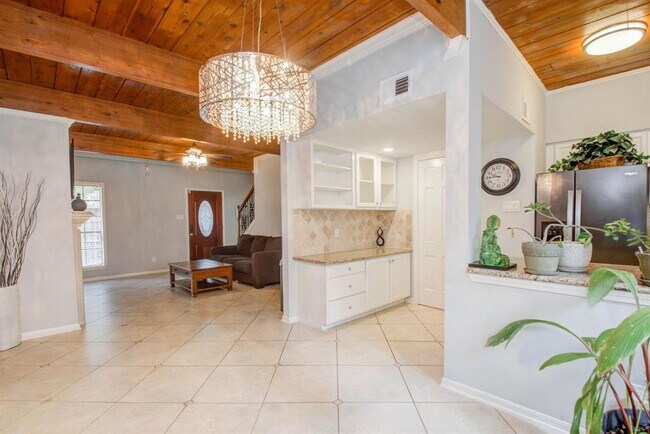 Foto del edificio - 5372 Brownway St