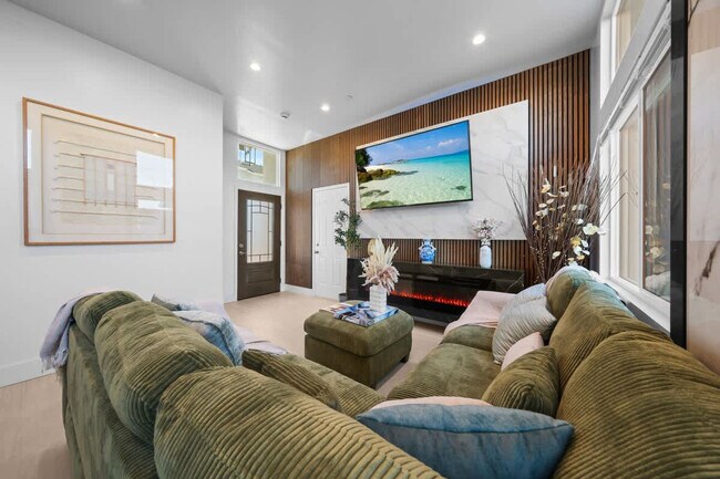 Foto del edificio - 1219 Denver Ln