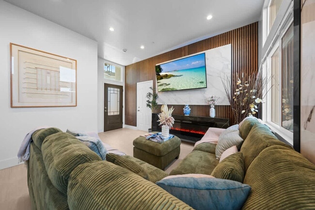 Foto del edificio - 1219 Denver Ln