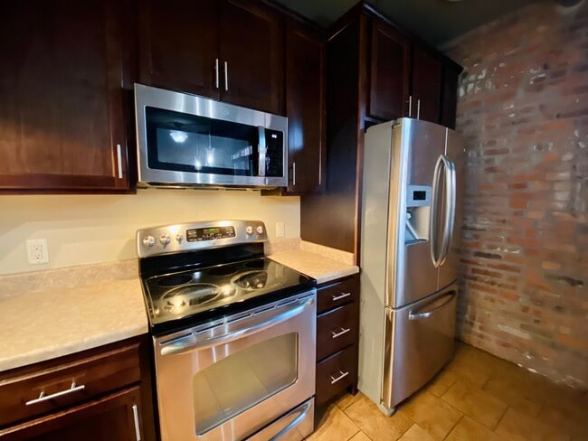 Foto del edificio - 1810 3rd Ave