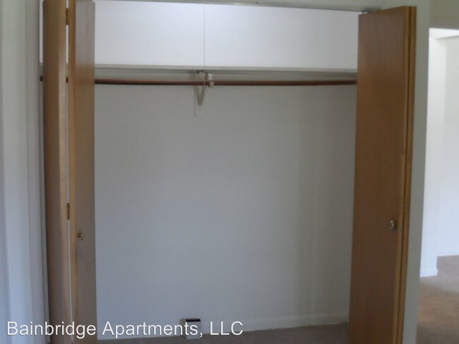 Building Photo - 290 Beau Dr