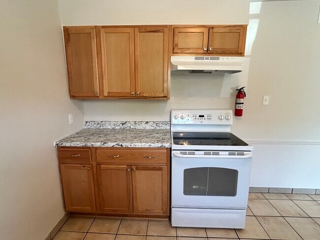 Foto del edificio - 2420 Webster Ct