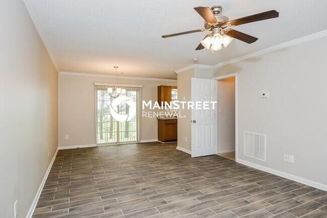 Building Photo - 2 Bedroom Pet-Friendly Home in CARTERSVILL...