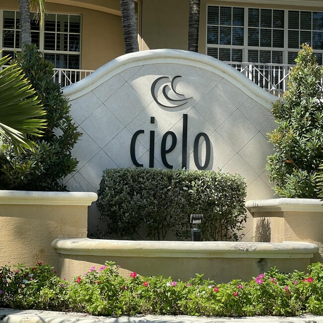 Foto del edificio - 4573 Artesa Way N