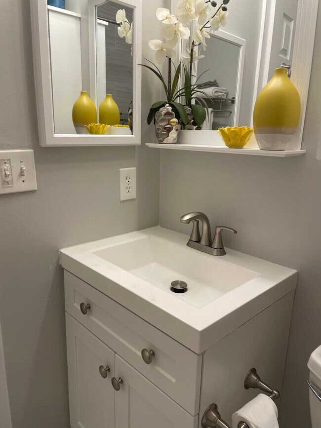Foto del edificio - 3451 Regency Pkwy
