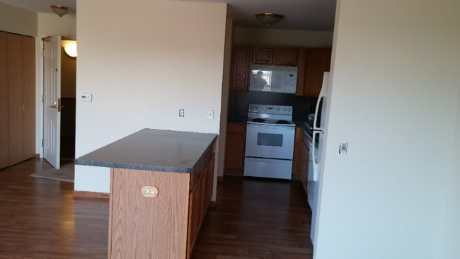 Building Photo - 6905 67th St