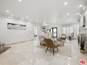 Building Photo - 482 S Sherbourne Dr