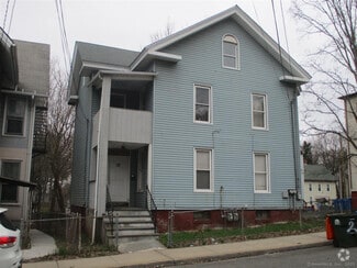 Building Photo - 30 Olive St
