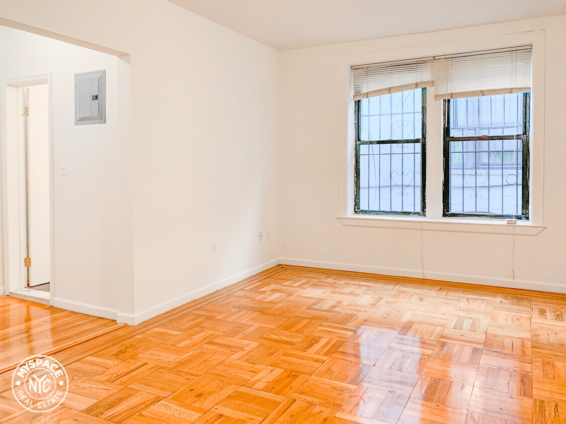 Foto principal - 332 Starr St