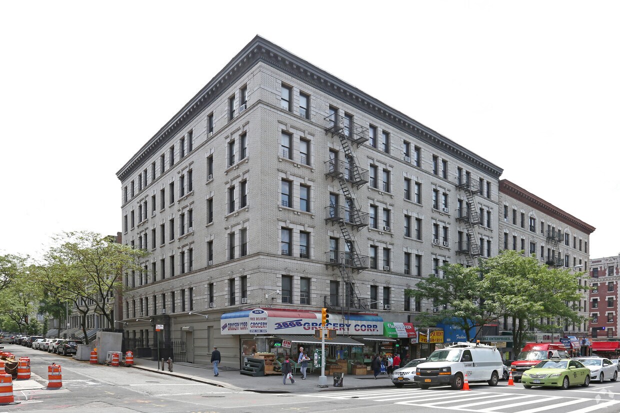 Foto principal - 3868-3878 Broadway