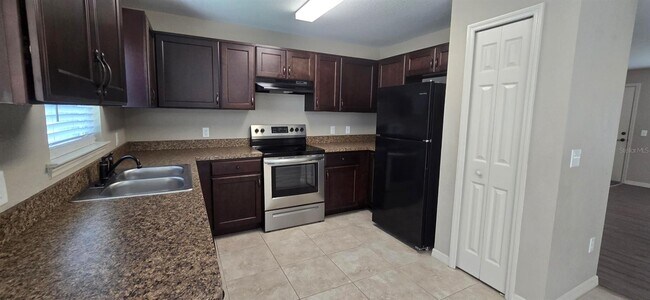 Building Photo - 2228 SW 156th Loop
