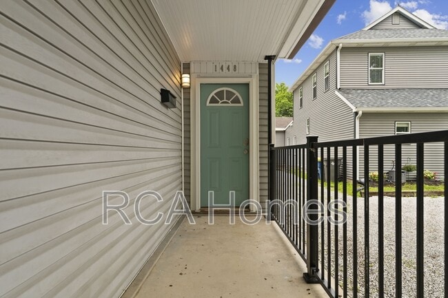 Building Photo - 1448 Woodlawn Ave