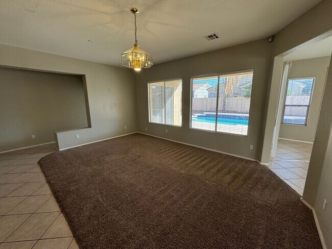 Building Photo - 3 Bedroom - 2 Bath - 2148 Sq. Ft. - Blakeman Ranch - Chandler