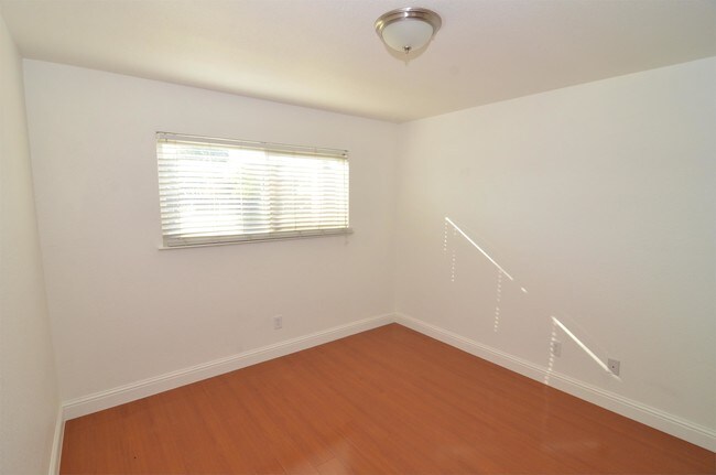 Building Photo - 8587 Gerber Rd