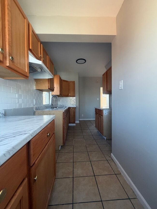 Foto del edificio - Nice and spacious 3 Bedroom 1 Bath House in Calumet City, IL MUST SEE