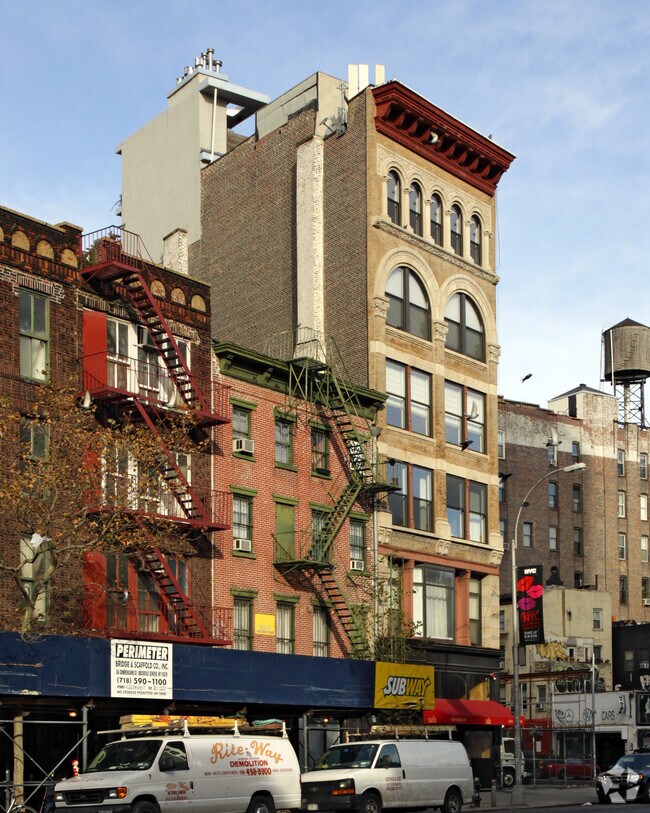 Foto del edificio - 344 Bowery