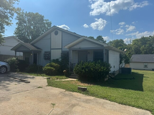 Photo - 1220 Tuckahoe Dr House