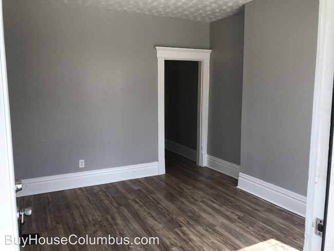 Foto del edificio - 1588 Greenway Ave