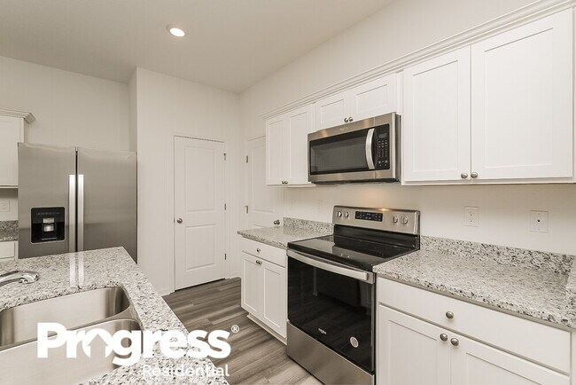 Building Photo - 35139 White Water Lily Way