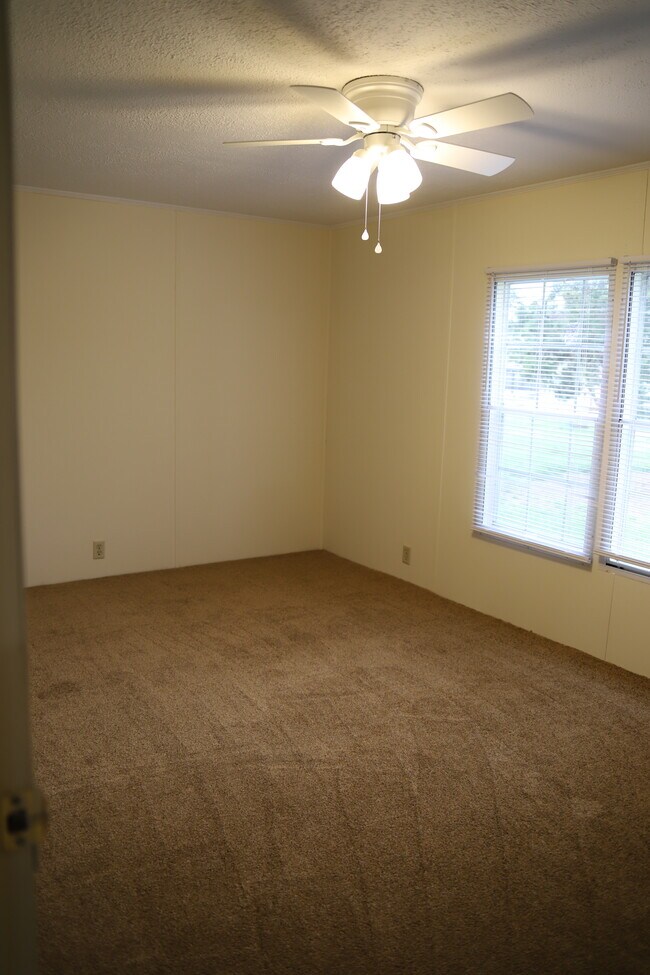 88 Peachtree Ln, Corbin, KY 40701 House Rental in Corbin, KY